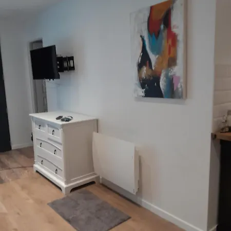 Au Dela Des Remparts