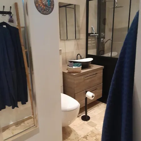 Au Dela Des Remparts Montreuil (Pas-de-Calais)