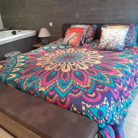 Au Dela Des Remparts *