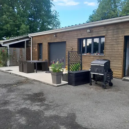 Au Dela Des Remparts * Montreuil (Pas-de-Calais)