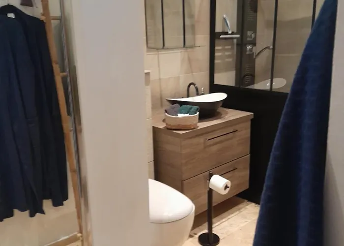 Au Delà Des Remparts Montreuil (Pas-de-Calais)