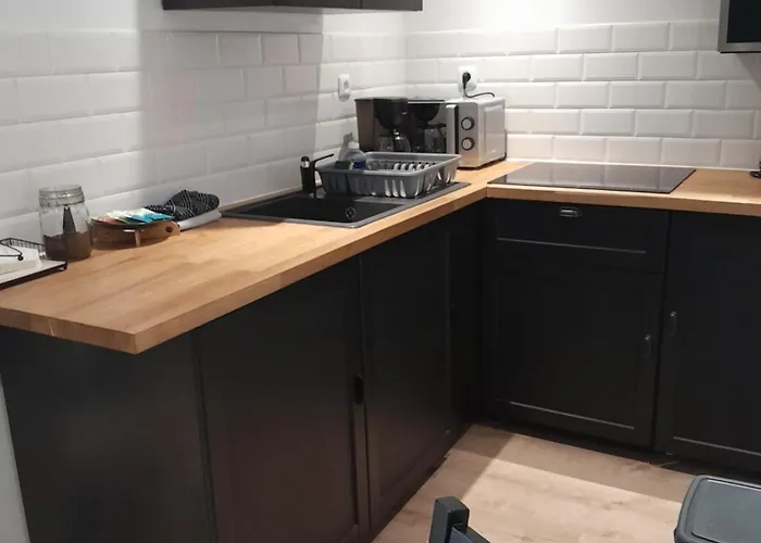 Au Delà Des Remparts * Montreuil (Pas-de-Calais)