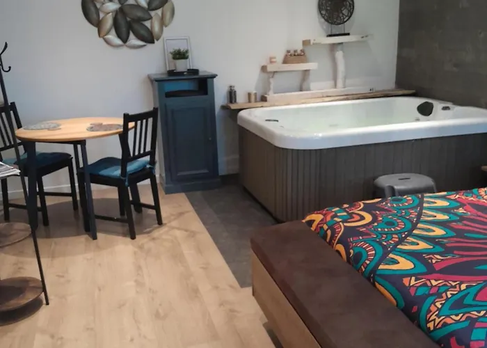 Au Delà Des Remparts Hébergement de vacances