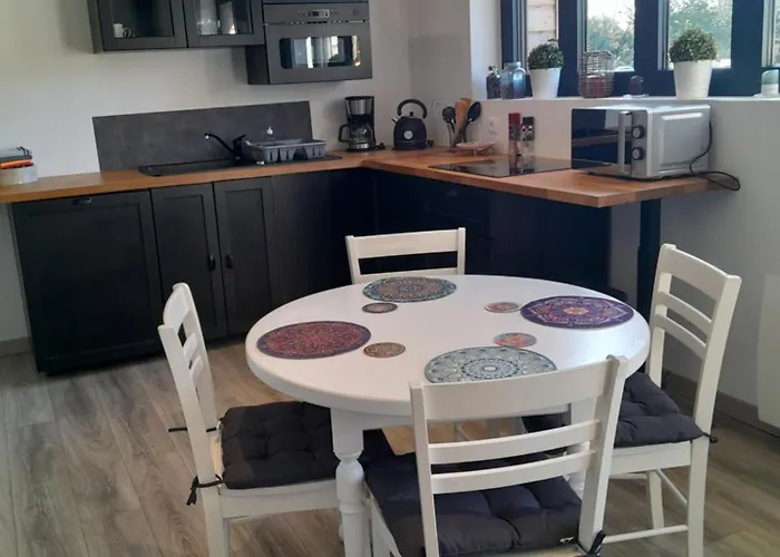 Au Delà Des Remparts